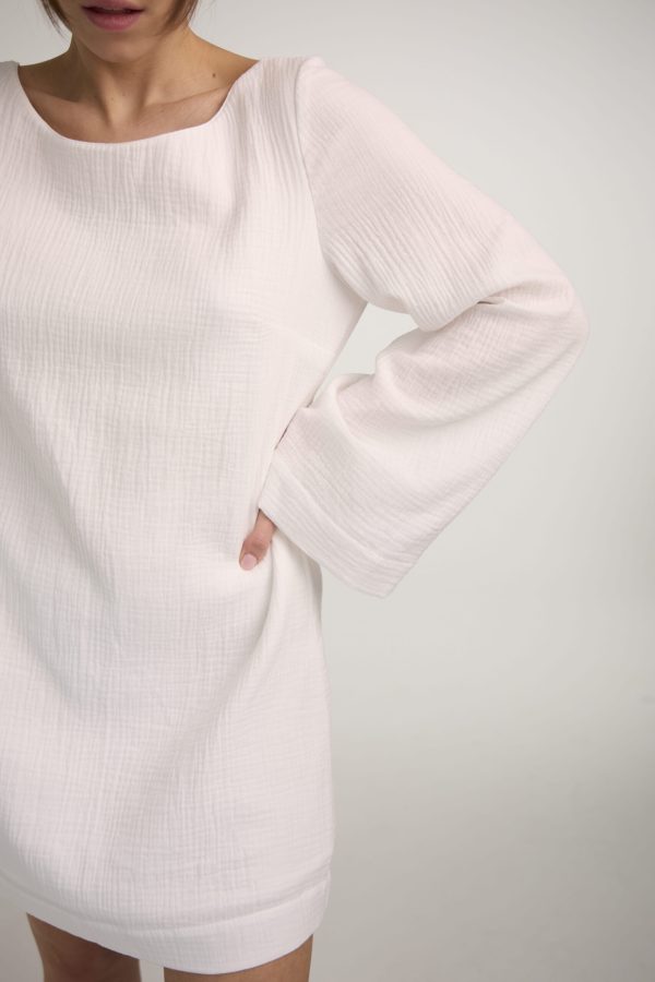White muslin dress 5 White muslin dress